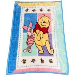 EUC RARE Vintage Winnie the Pooh and Piglet Fleece Blanket 90s Nursery Pastel